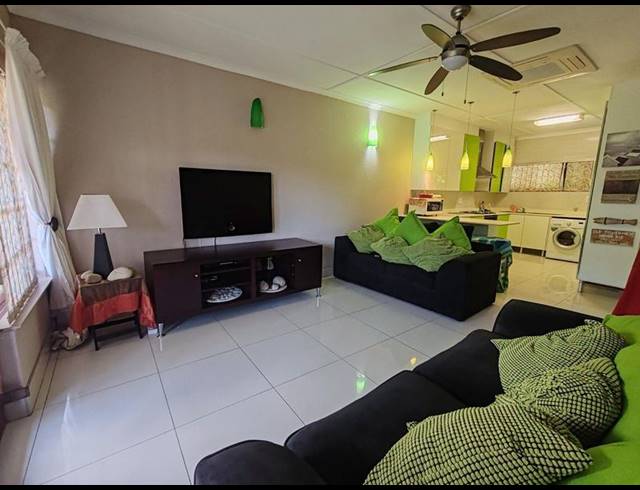 2 BEDROOM APARTMENT FOR SALE IN RENNIES BEACH